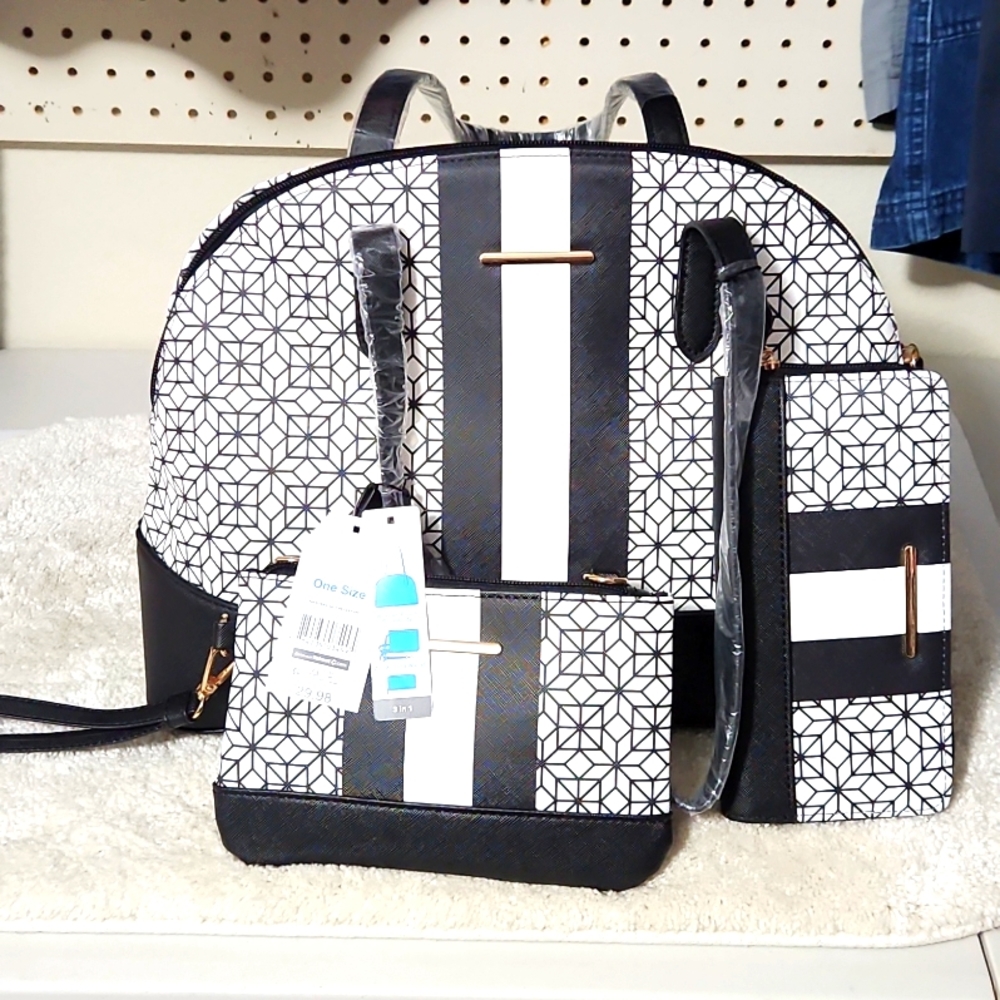 Brand new purse, wristlet pouch crossbody, zip around wallet.
